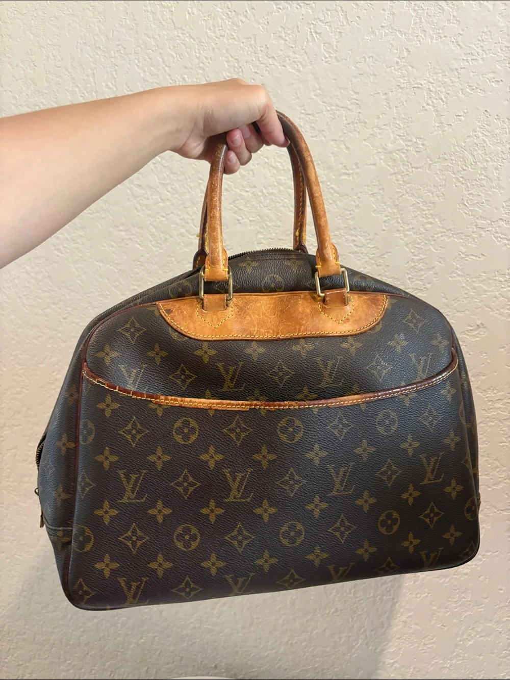Sold LOUIS VUITTON VI0948 Monogram Deauville Handbag - Picture 16 of 16